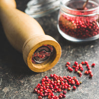 Pink_pepper_peppercorn_1